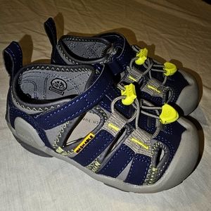 KEEN toddler boys size 9 sandals